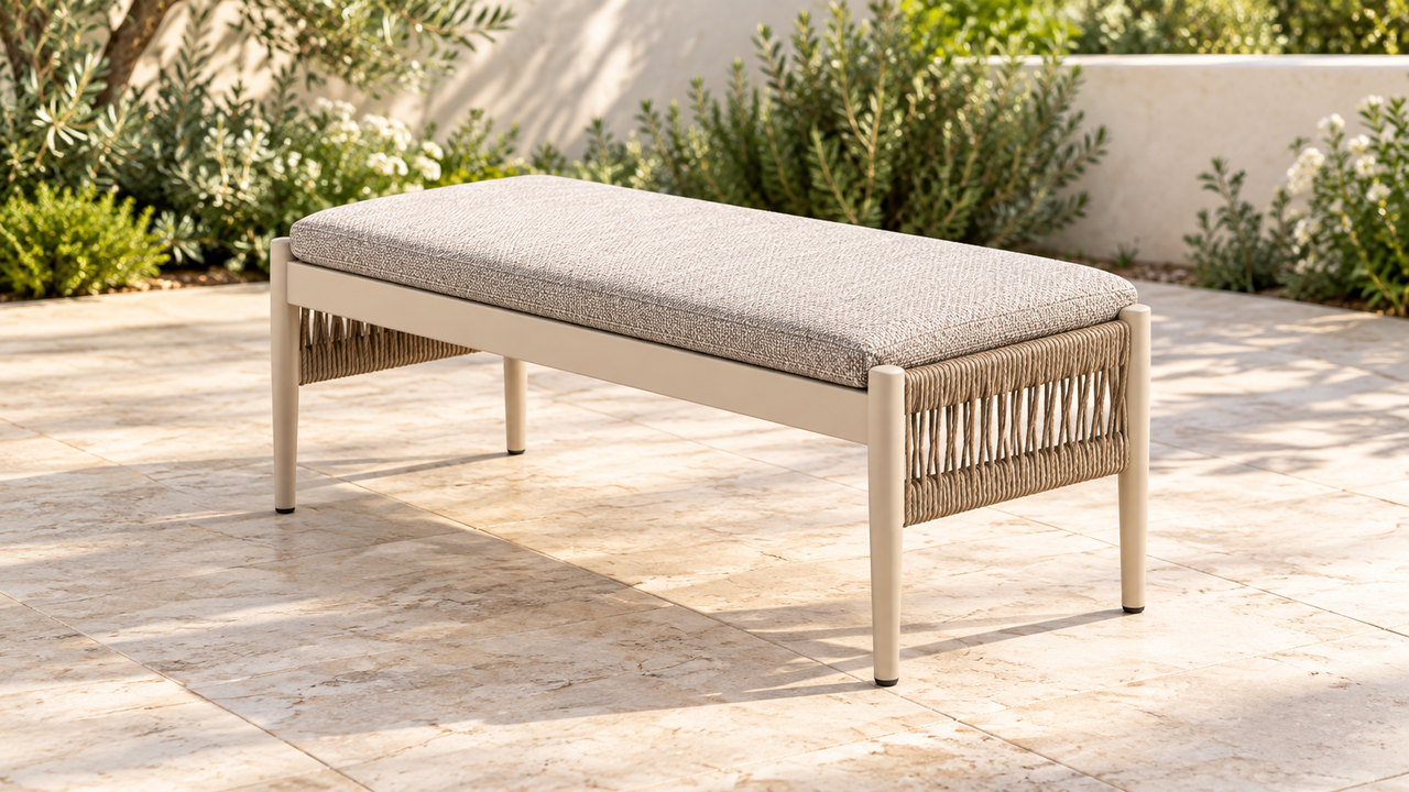 Bench Nedir? Balkon ve Bahçede Nasıl Kullanılır?